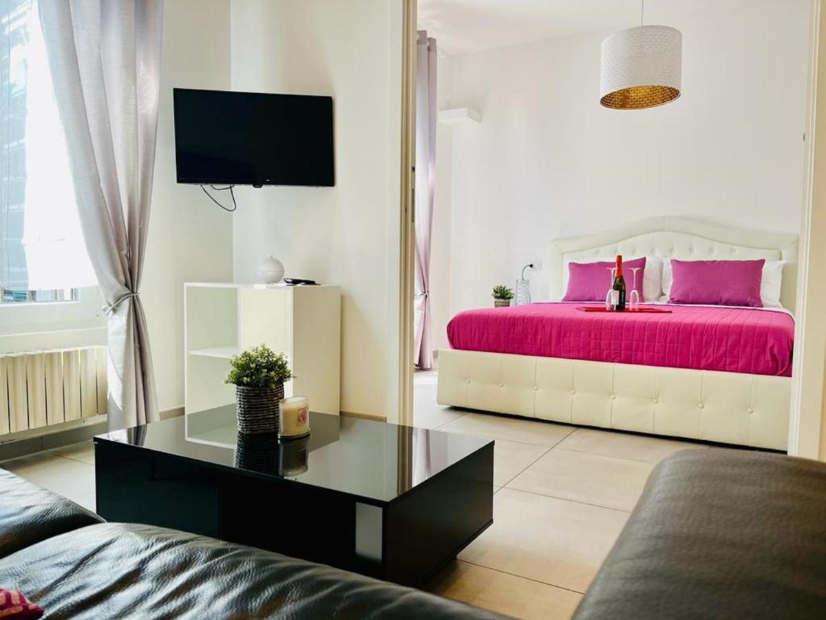 Nice Apartments In The Historic Center Verbania Exterior foto