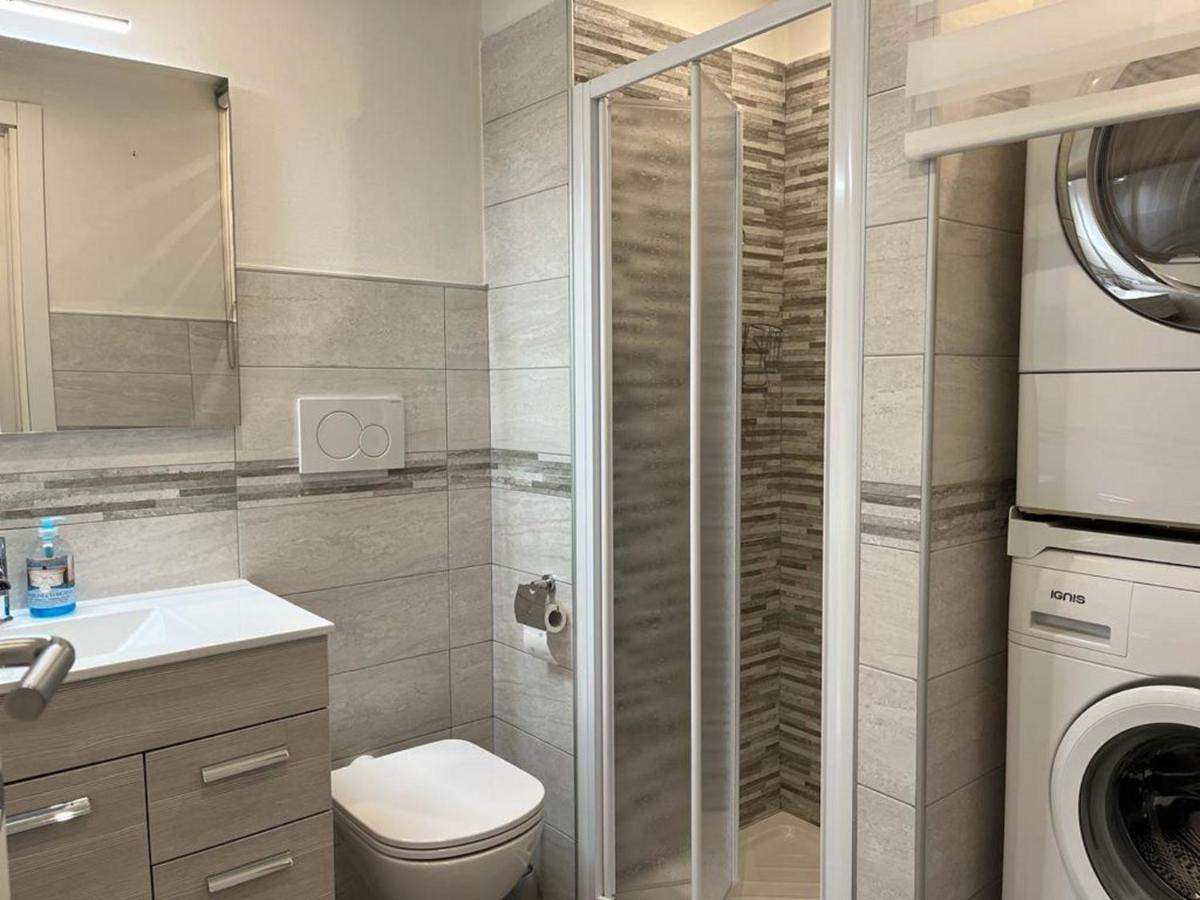 Nice Apartments In The Historic Center Verbania Exterior foto